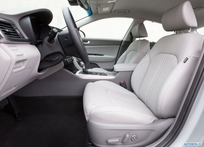 2017 Kia Optima Plug-in Hybrid EU-version - фотография 21 из 40