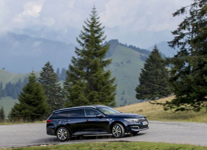2017 Kia Optima Sportswagon UK version - фотография 18 из 162