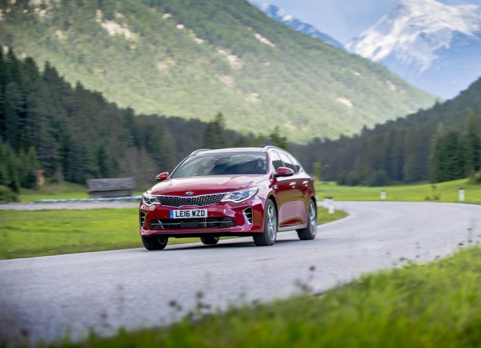 2017 Kia Optima Sportswagon UK version - фотография 19 из 162