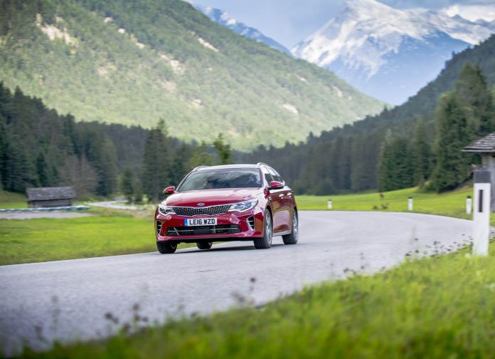 2017 Kia Optima Sportswagon UK version - фотография 21 из 162