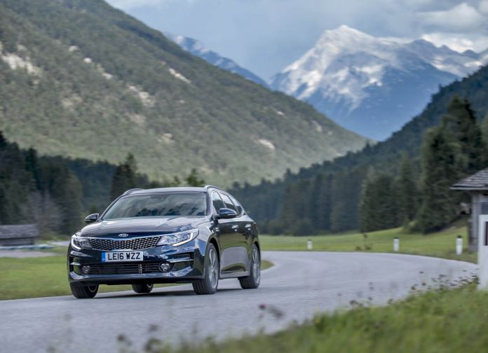 2017 Kia Optima Sportswagon UK version - фотография 40 из 162