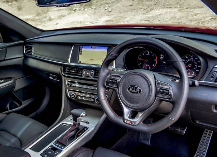 2017 Kia Optima Sportswagon UK version - фотография 98 из 162