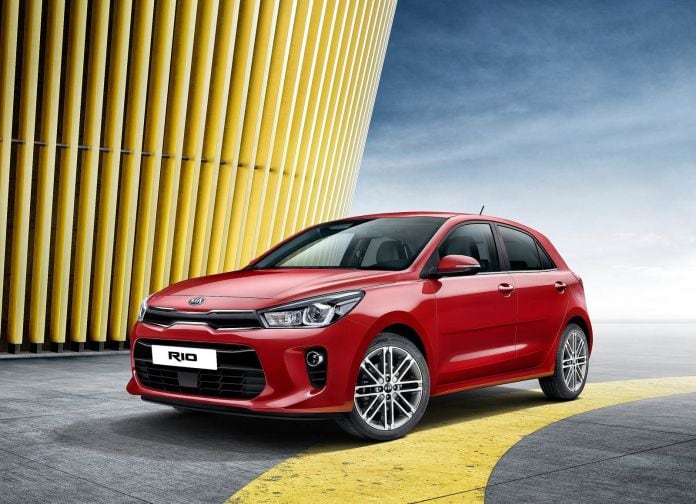 2017 Kia Rio - фотография 1 из 10