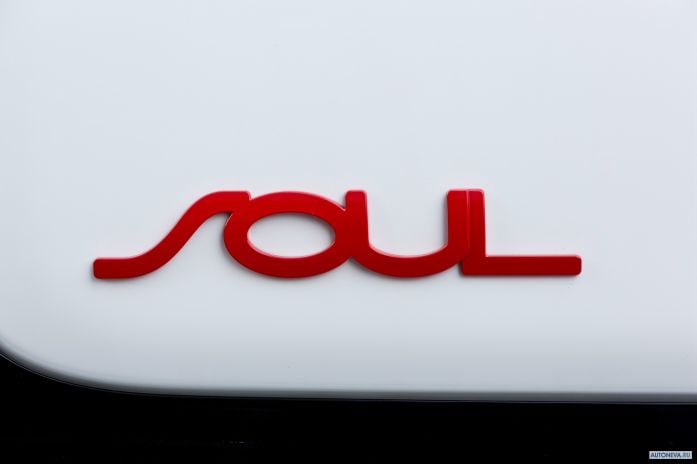 2017 Kia Soul GT - фотография 14 из 16
