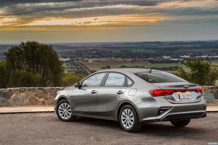 2018 Kia Cerato - фотография 9 из 37