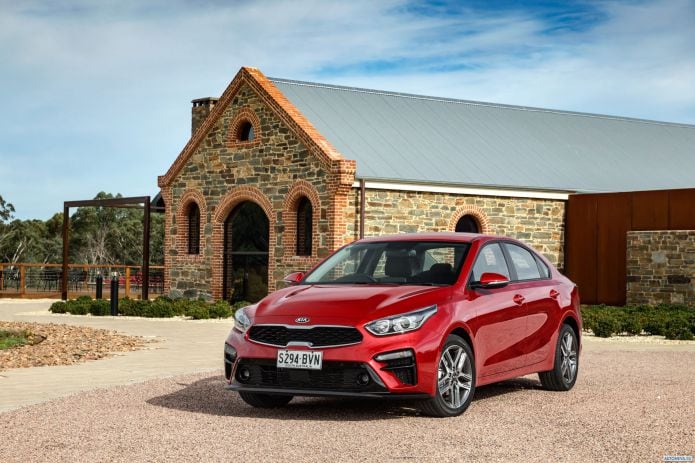 2018 Kia Cerato - фотография 32 из 37