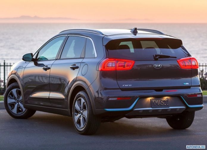 2018 Kia Niro Plug-in Hybrid - фотография 6 из 28