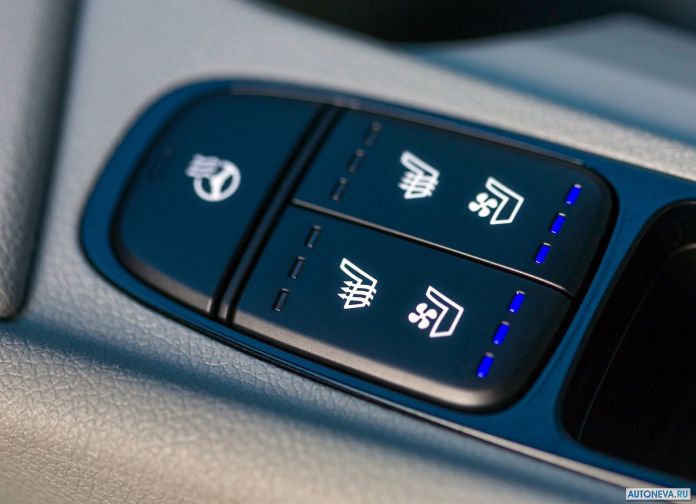2018 Kia Niro Plug-in Hybrid - фотография 13 из 28