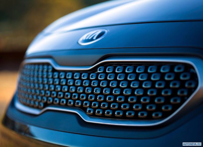 2018 Kia Niro Plug-in Hybrid - фотография 20 из 28
