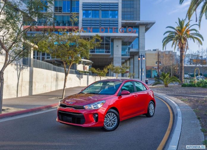 2018 Kia Rio 5-door - фотография 2 из 29