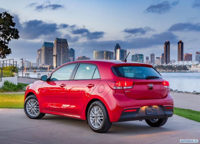2018 Kia Rio 5-door - фотография 11 из 29