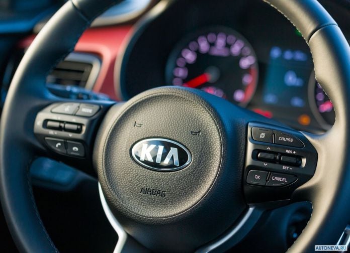 2018 Kia Rio 5-door - фотография 16 из 29