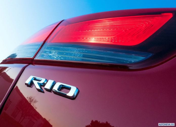 2018 Kia Rio 5-door - фотография 24 из 29