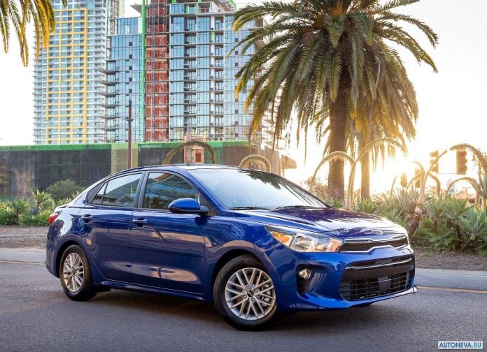 2018 Kia Rio Sedan - фотография 2 из 22