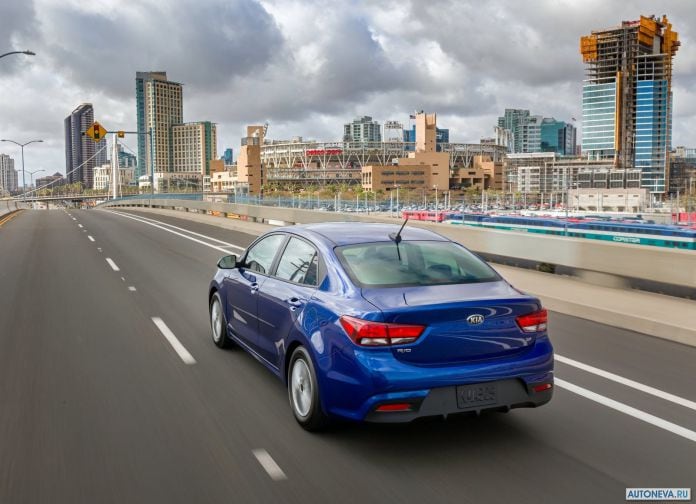 2018 Kia Rio Sedan - фотография 11 из 22