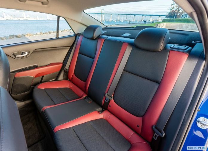 2018 Kia Rio Sedan - фотография 17 из 22