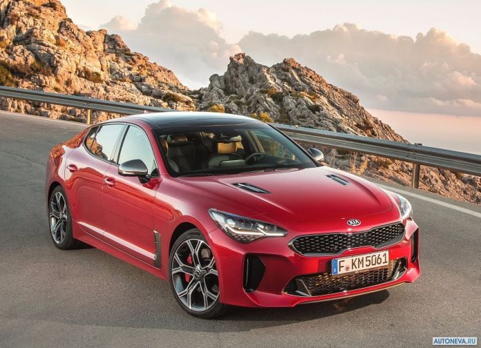 2018 Kia Stinger - фотография 2 из 255