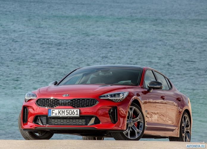 2018 Kia Stinger - фотография 3 из 255