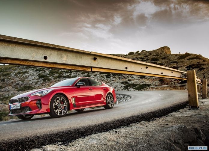2018 Kia Stinger - фотография 5 из 255