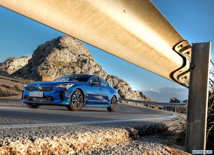 2018 Kia Stinger - фотография 18 из 255