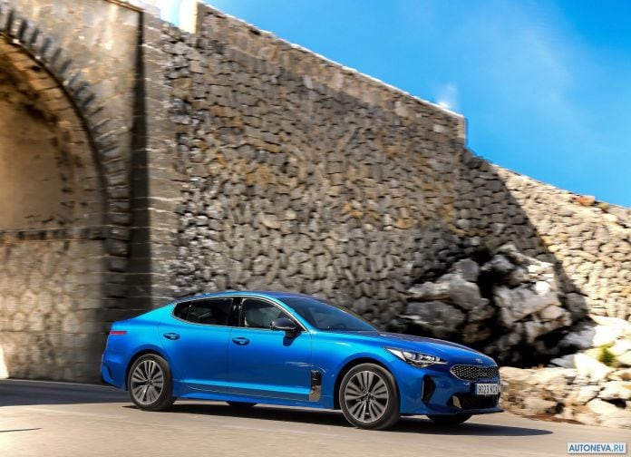 2018 Kia Stinger - фотография 21 из 255