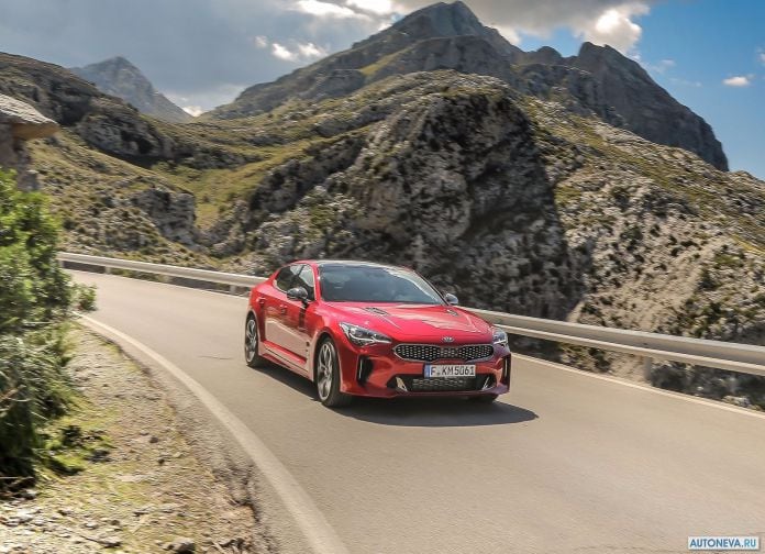 2018 Kia Stinger - фотография 48 из 255