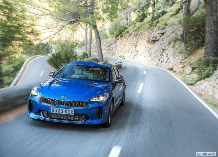 2018 Kia Stinger - фотография 69 из 255