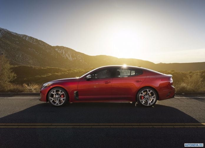 2018 Kia Stinger - фотография 73 из 255