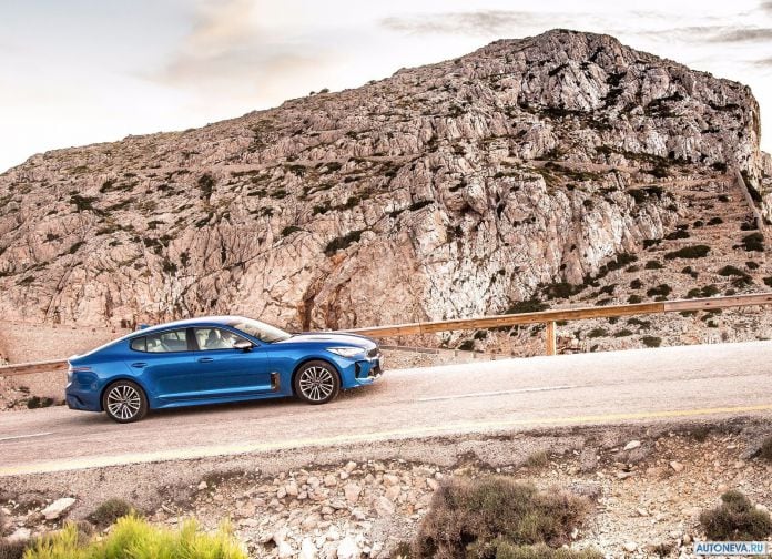 2018 Kia Stinger - фотография 76 из 255