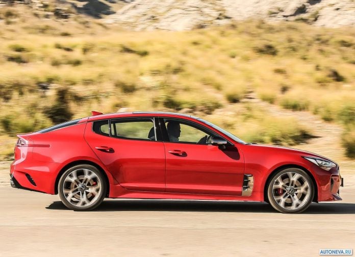 2018 Kia Stinger - фотография 80 из 255