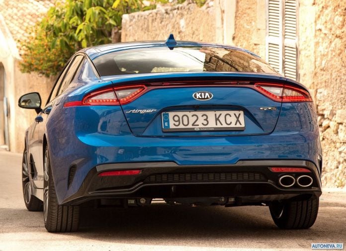2018 Kia Stinger - фотография 93 из 255