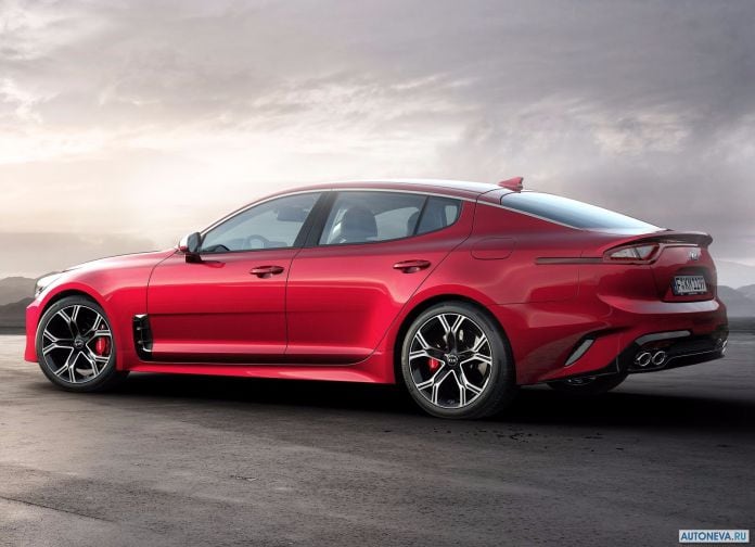 2018 Kia Stinger - фотография 102 из 255