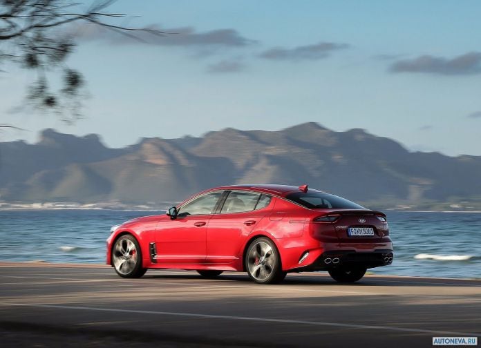 2018 Kia Stinger - фотография 108 из 255