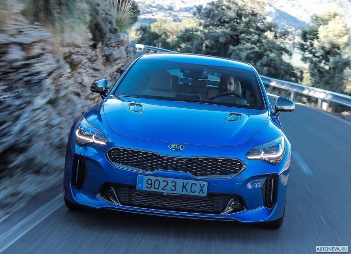2018 Kia Stinger - фотография 120 из 255