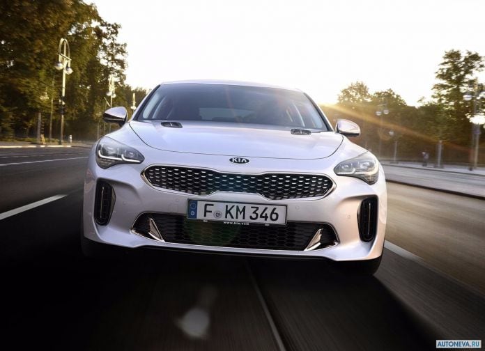 2018 Kia Stinger - фотография 123 из 255