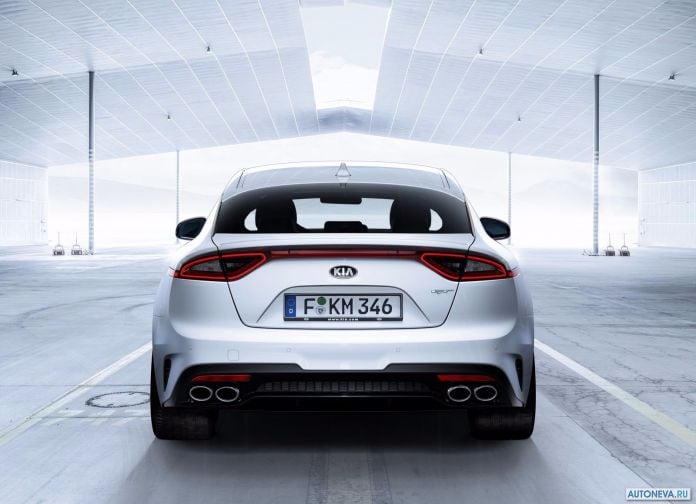 2018 Kia Stinger - фотография 124 из 255