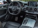 kia_2018_stinger_144.jpg