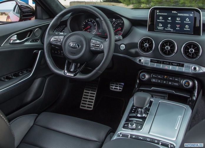 2018 Kia Stinger - фотография 144 из 255
