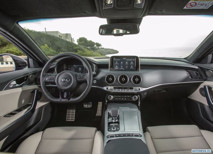 2018 Kia Stinger - фотография 147 из 255