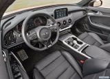 kia_2018_stinger_151.jpg