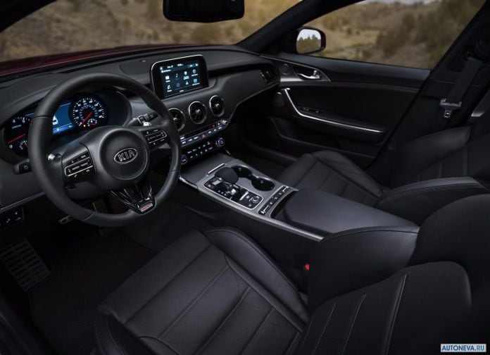 2018 Kia Stinger - фотография 152 из 255