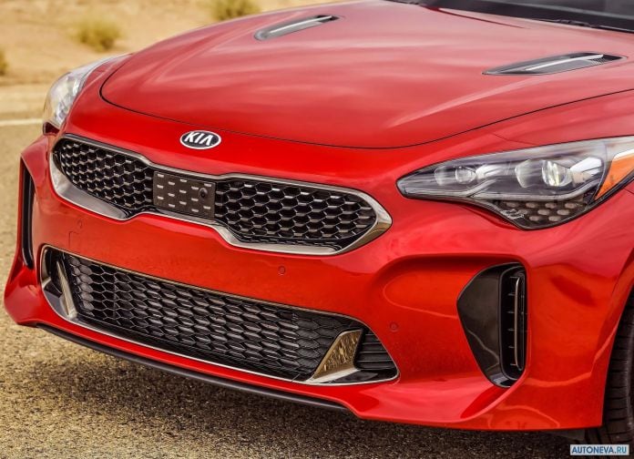 2018 Kia Stinger - фотография 200 из 255