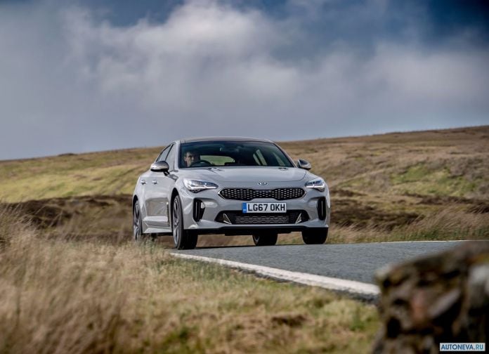 2018 Kia Stinger UK-version - фотография 46 из 206