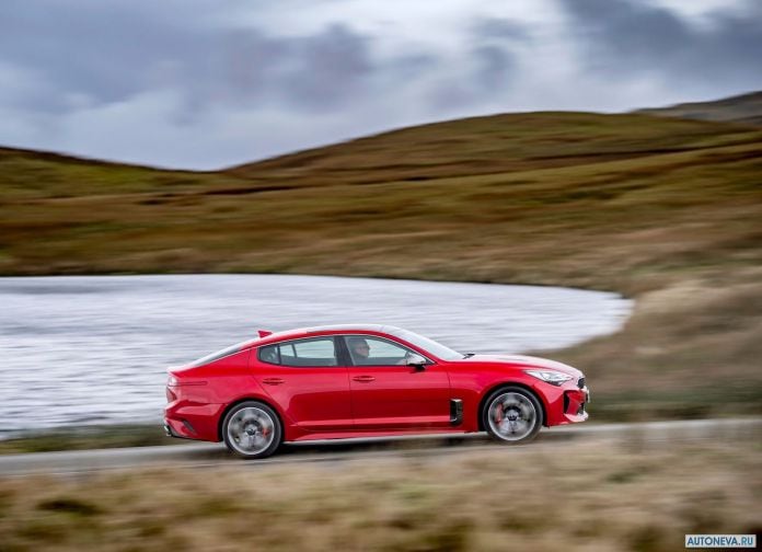 2018 Kia Stinger UK-version - фотография 59 из 206