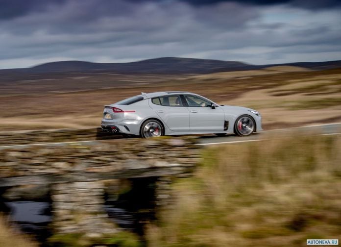 2018 Kia Stinger UK-version - фотография 88 из 206
