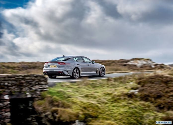 2018 Kia Stinger UK-version - фотография 89 из 206