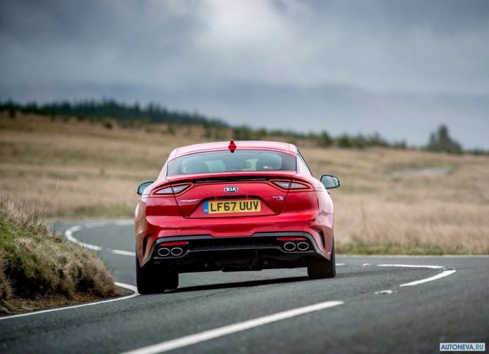 2018 Kia Stinger UK-version - фотография 97 из 206