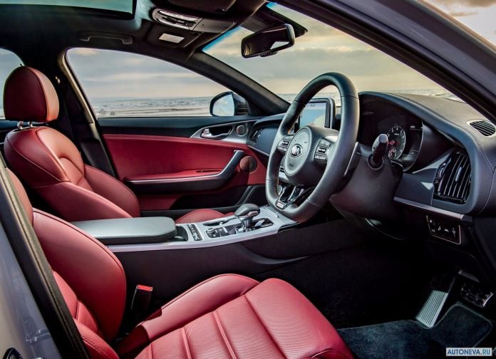 2018 Kia Stinger UK-version - фотография 110 из 206