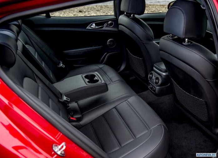 2018 Kia Stinger UK-version - фотография 120 из 206