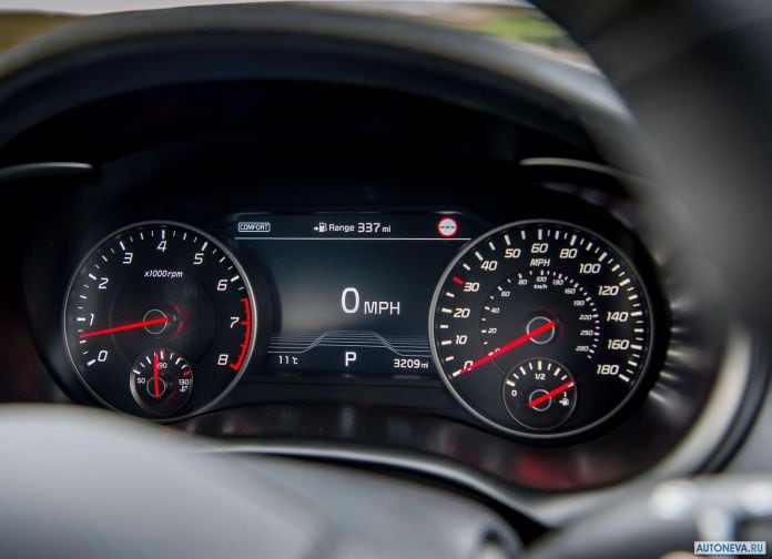 2018 Kia Stinger UK-version - фотография 126 из 206